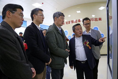 廣西趕街農村電商學院在平果掛牌成立，專家齊聚助力鄉(xiāng)村振興