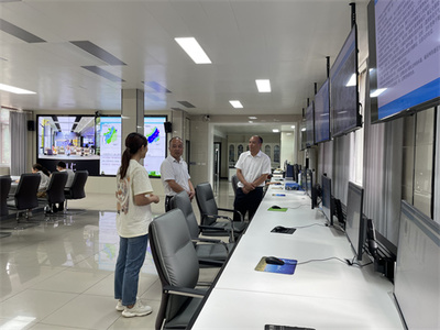 鎮(zhèn)遠(yuǎn)縣領(lǐng)導(dǎo)檢查指導(dǎo)強(qiáng)降雨氣象服務(wù)與信息保障工作